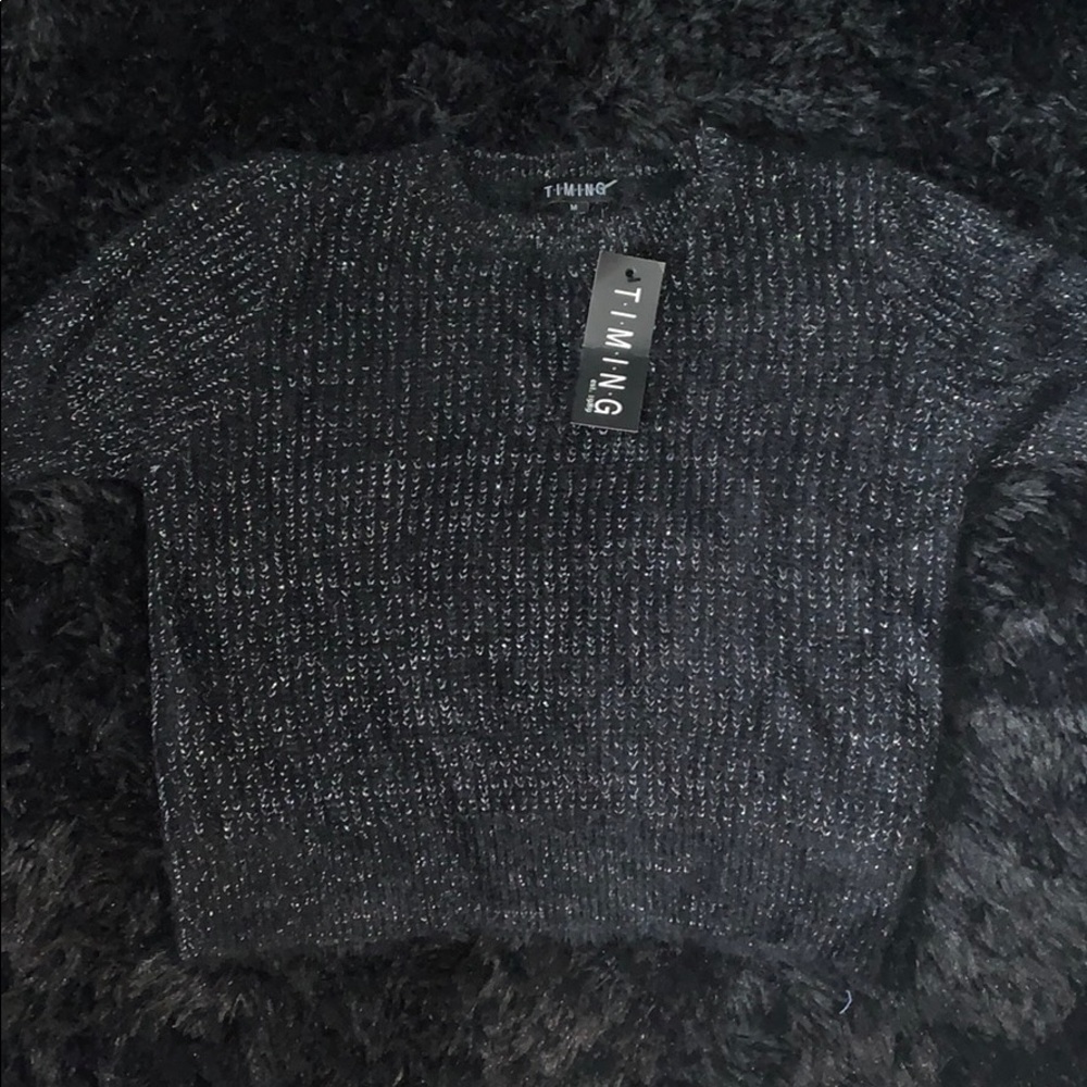 Black and silver knitted shirt